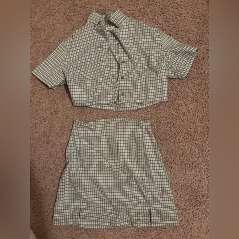 Brandy Melville Green Plaid Skirt